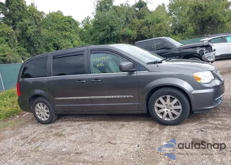 2016 Chrysler Town & Country Touring из США, поврежденный, VIN 2C4RC1BG5GR279833